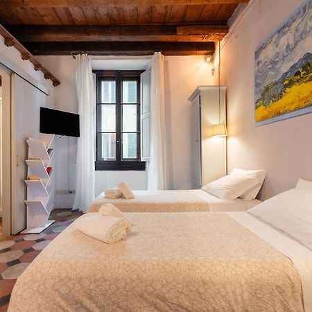F1 - Santa Croce One Bedroom Apartment For Couples Флоренция Екстериор снимка