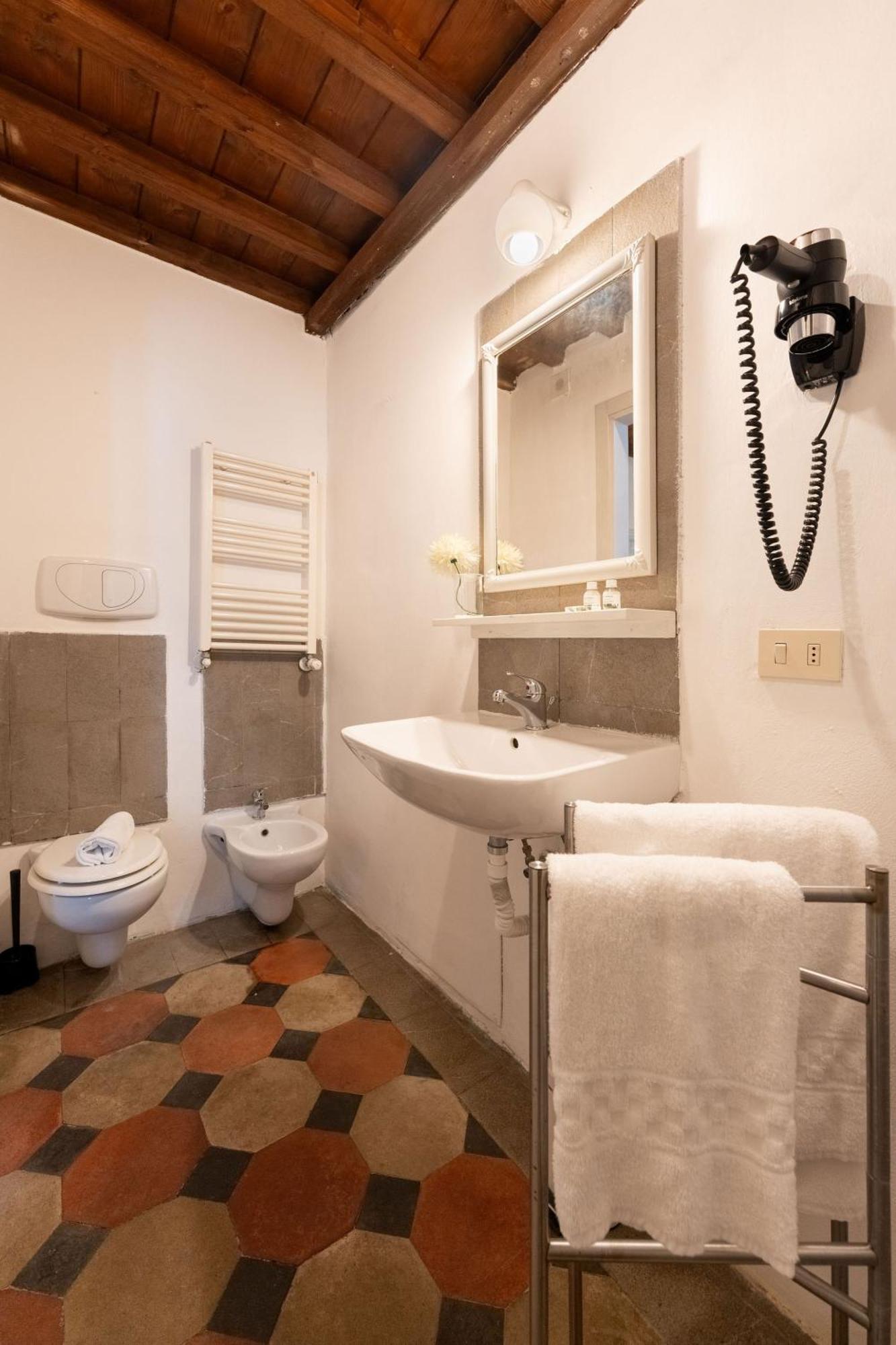 F1 - Santa Croce One Bedroom Apartment For Couples Флоренция Екстериор снимка