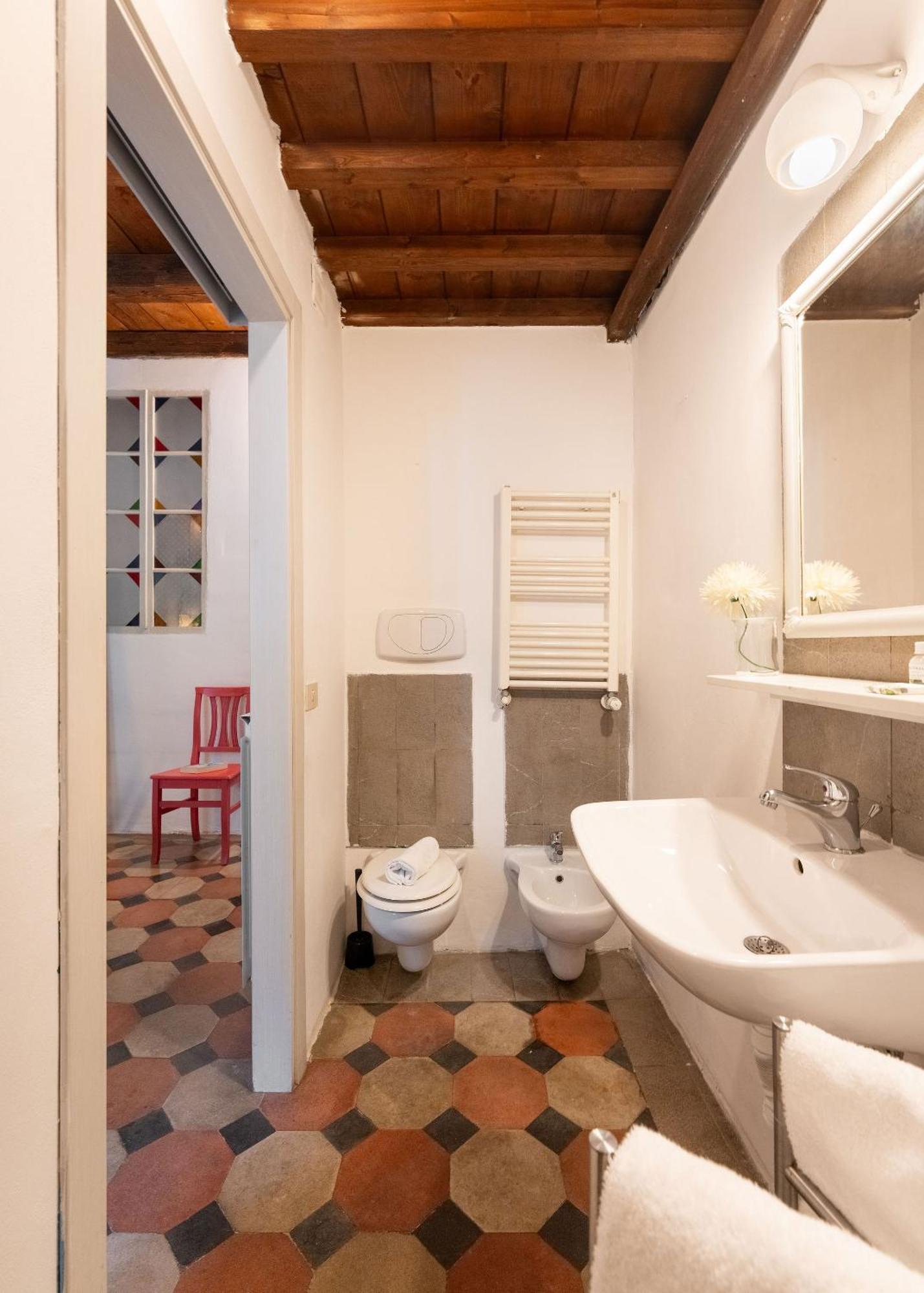 F1 - Santa Croce One Bedroom Apartment For Couples Флоренция Екстериор снимка