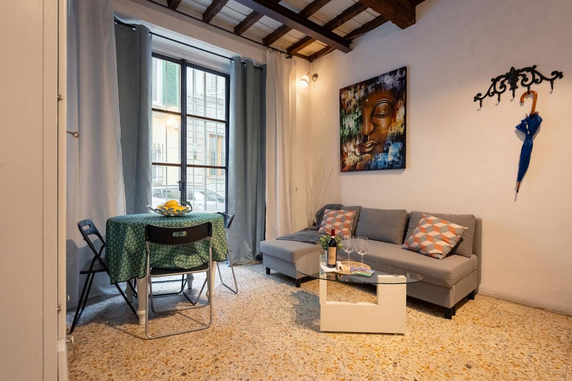 F1 - Santa Croce One Bedroom Apartment For Couples Флоренция Екстериор снимка