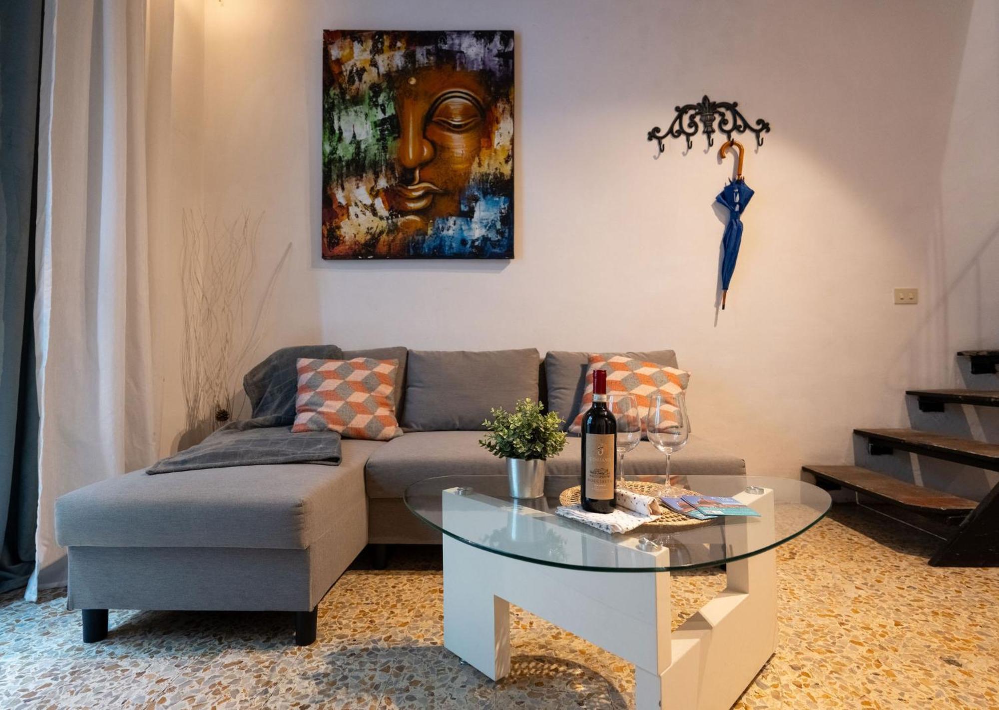 F1 - Santa Croce One Bedroom Apartment For Couples Флоренция Екстериор снимка